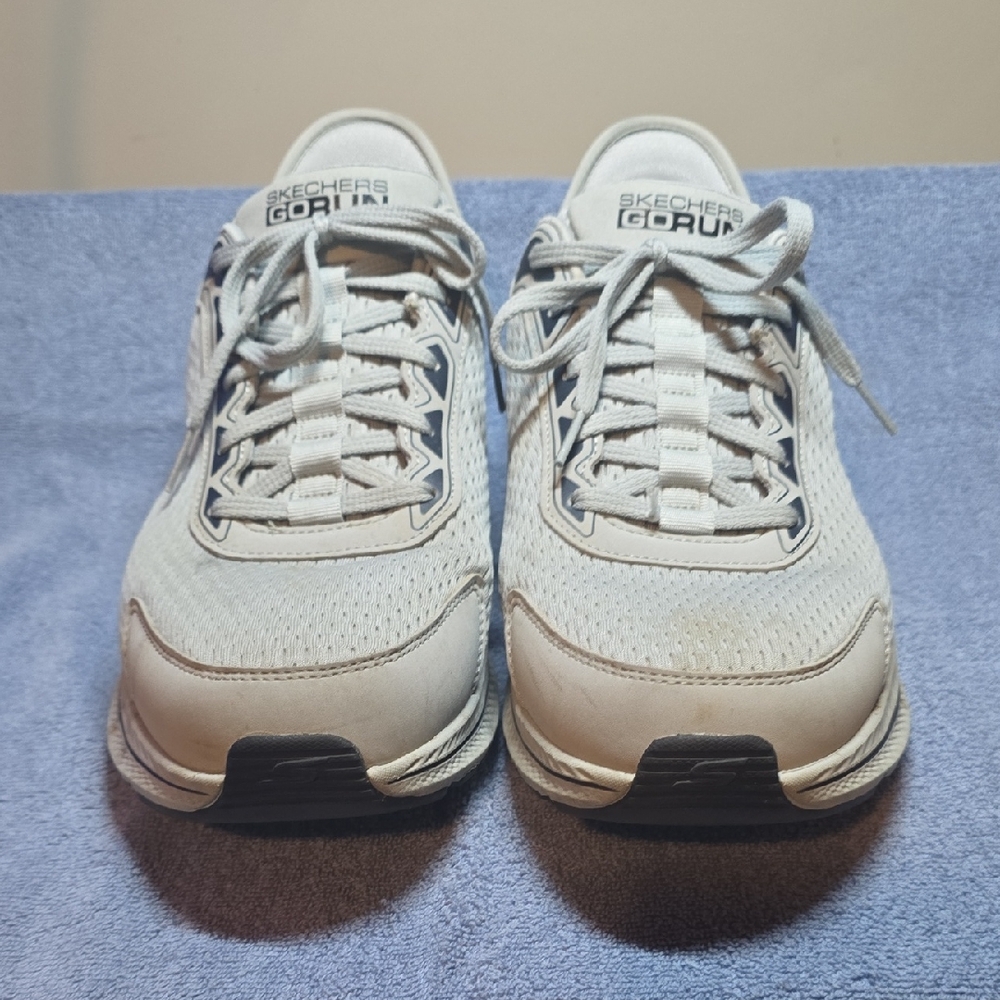 Men's Skechers Go Run Slip-ins Gray Athletic Shoes